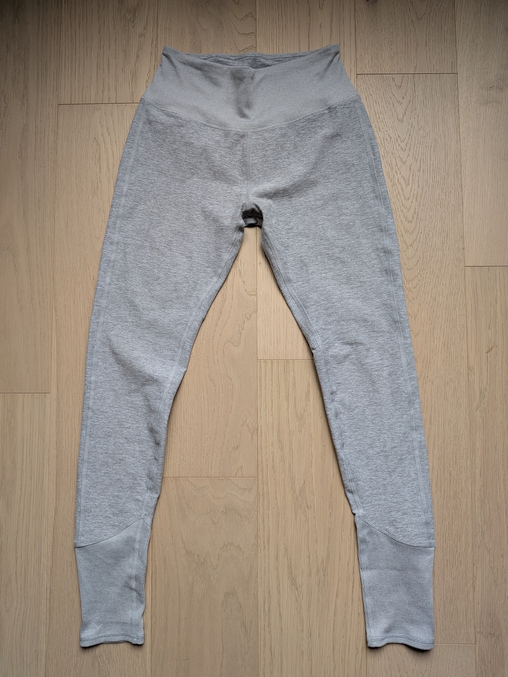 ALO Yoga Light Gray High-Waist Leggings